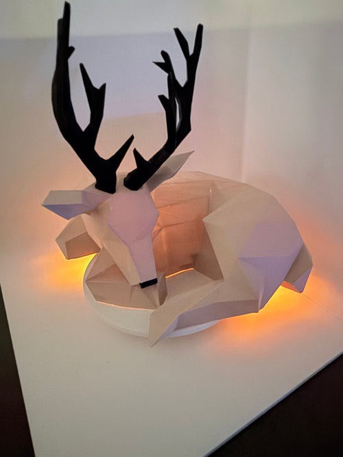 Christmas Table Lamps – Handcrafted 3D-Printed Holiday Scenes
Soft glow. Cozy stories. Holiday magic.